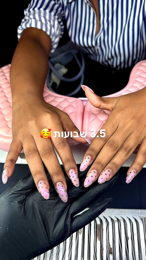 nails.by.natashi instagram image archive image