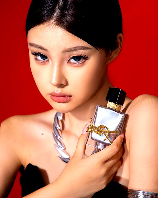 ll.lu1s instagram image archive image