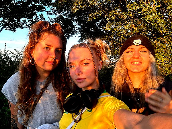 charley.chambers instagram image archive image