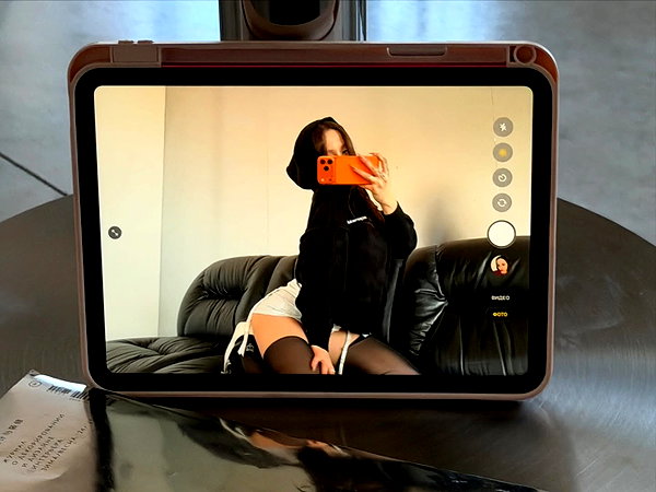 pol_cherie instagram image archive image