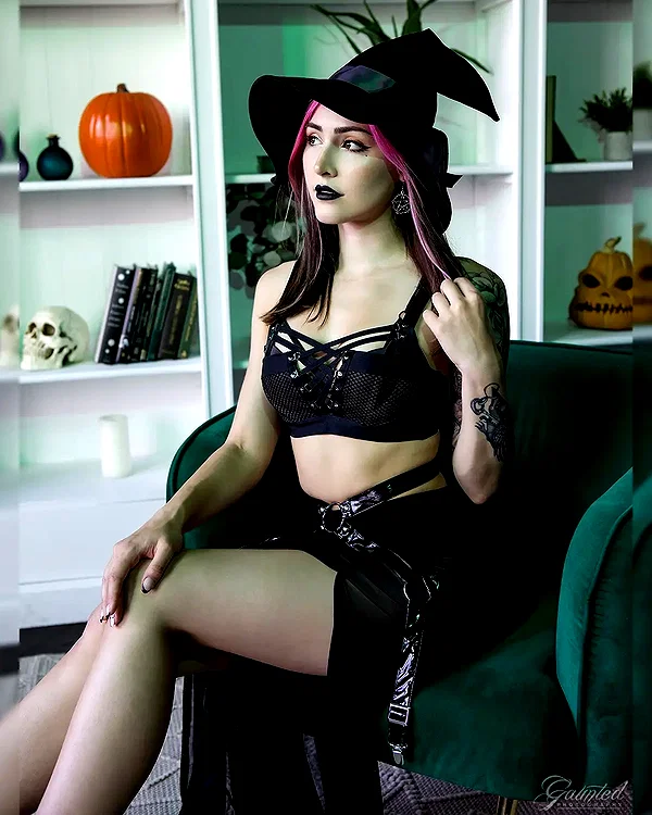 luxlo.xo instagram image archive image