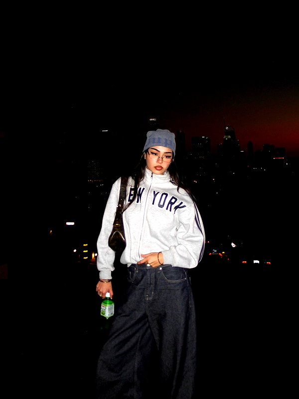 julia_ruelas instagram image archive image