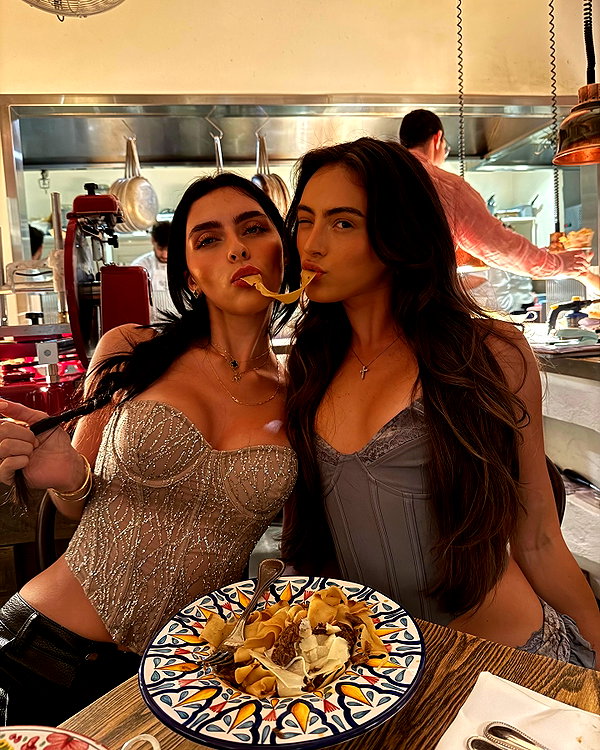 laurenhamden instagram image archive image