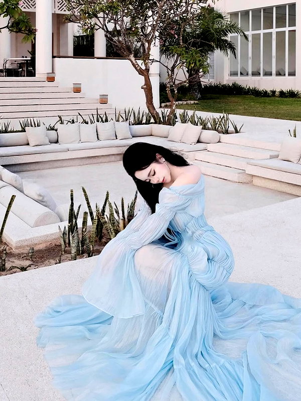 lyhythuedoxinh instagram image archive image
