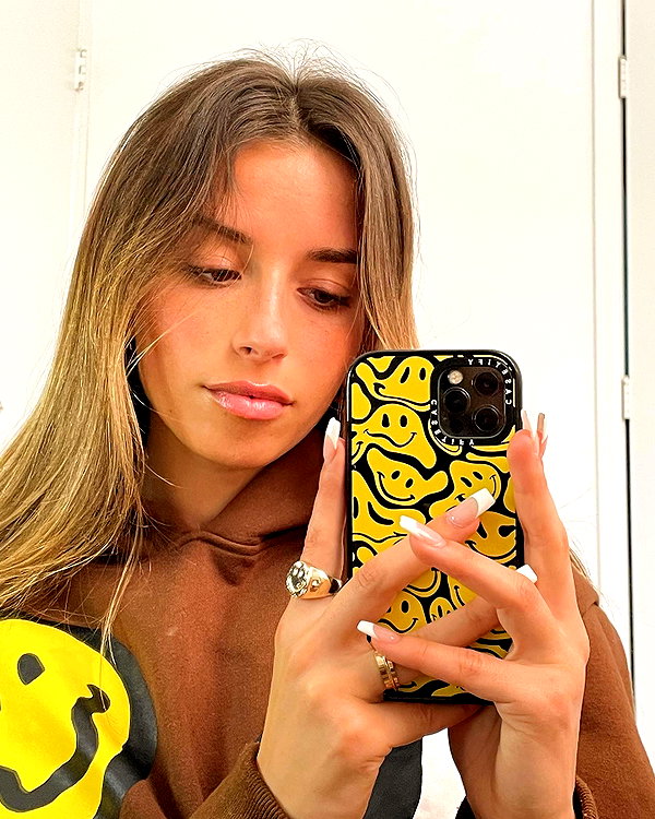 sadieemckennaa instagram image archive image