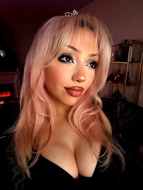 v.qx instagram image archive image