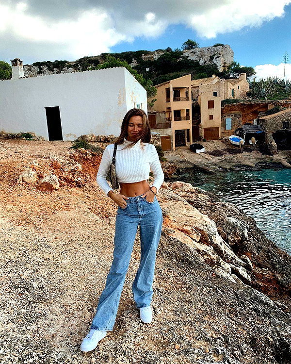 pia__kim instagram image archive image