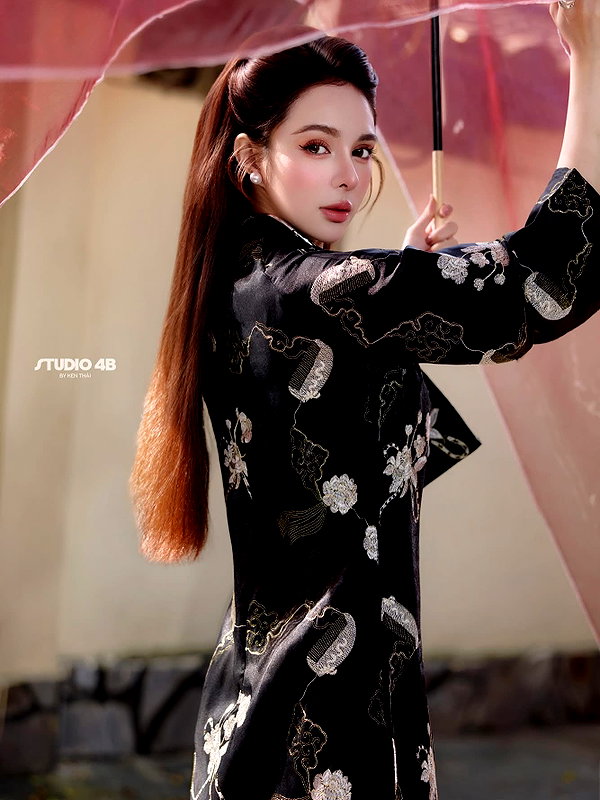 lyhythuedoxinh instagram image archive image