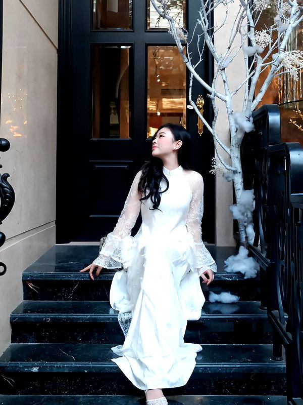 lyhythuedoxinh instagram image archive image