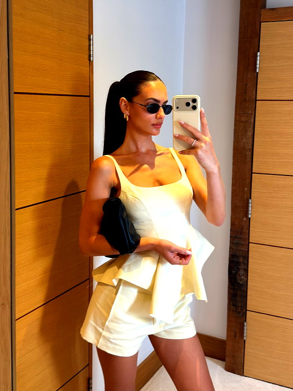 yaelshelbia instagram image archive image