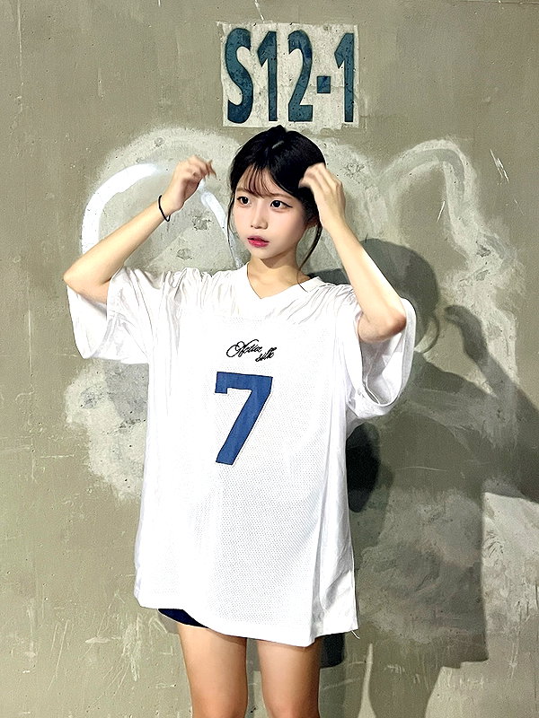 1zxhy__ instagram image archive image