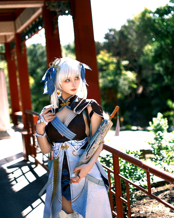 miee_cos instagram image archive image
