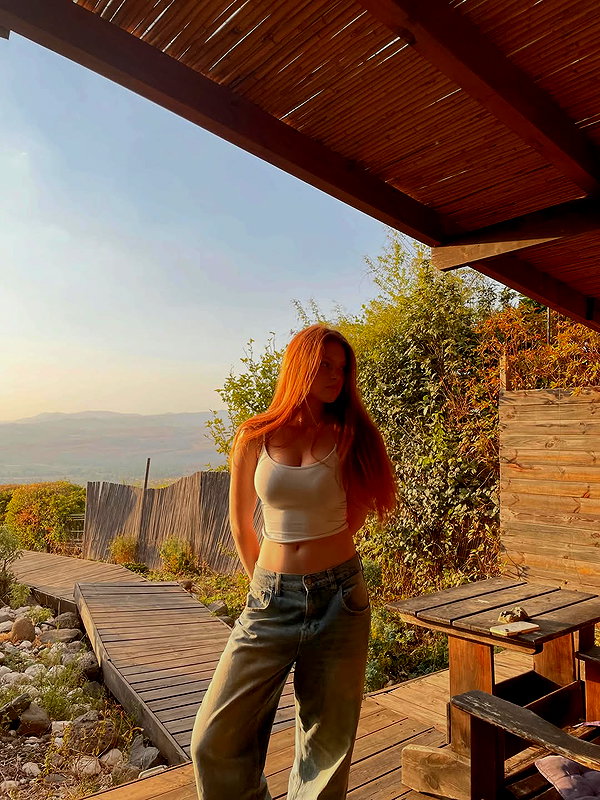 yael_karpalov instagram image archive image