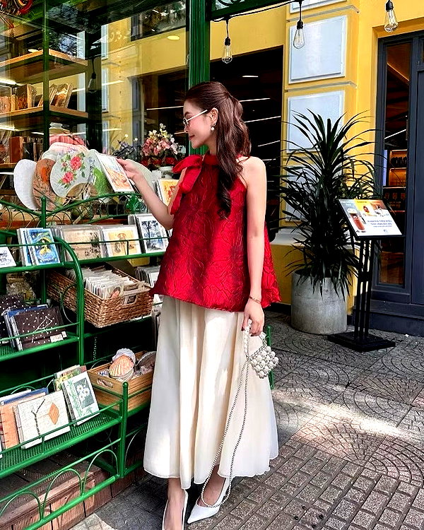 lyhythuedoxinh instagram image archive image