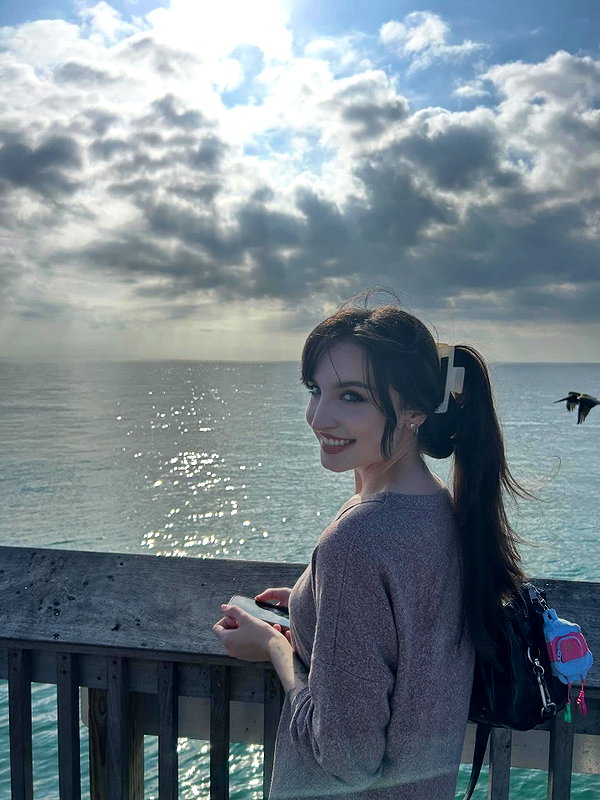 beebeeasmr18 instagram image archive image