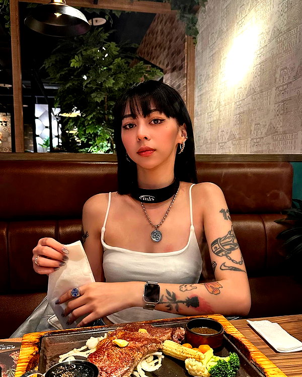 badthingalwaysg instagram image archive image