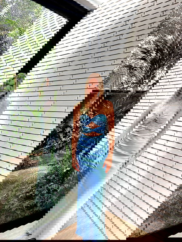 ellamwatts_ ellamwatts_ archive image