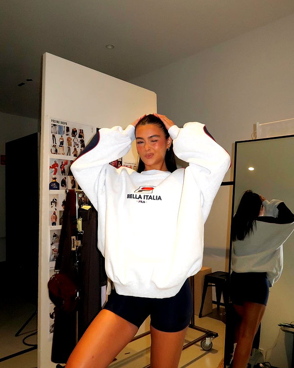 oliviaphillipps instagram image archive image