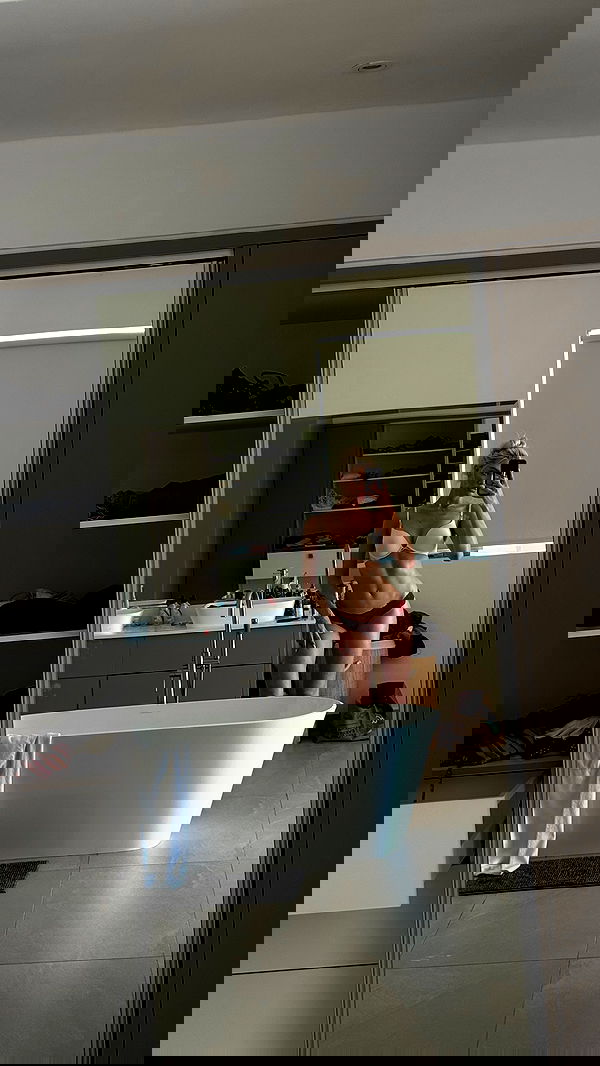 alexandramarianna alexandramarianna archive image