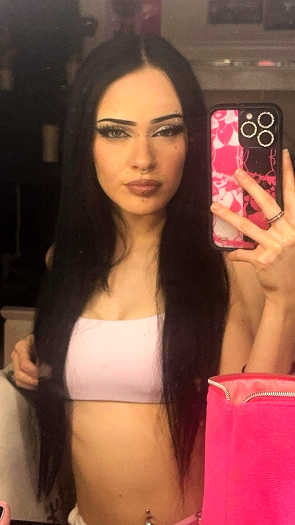 juliaelzz juliaelzz archive image