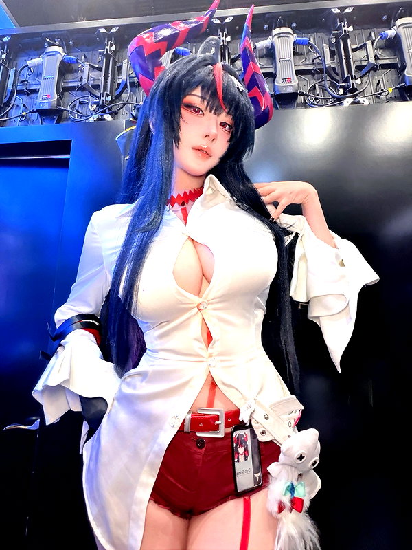Archived image from @takomayuyi on Instagram