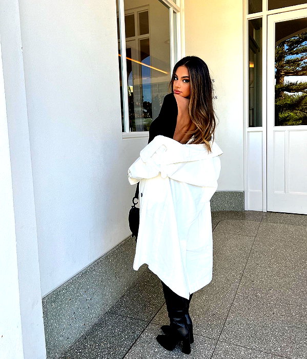 godbless_jess instagram image archive image