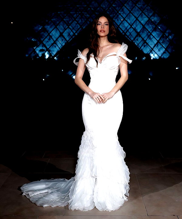realbarbarapalvin instagram image archive image