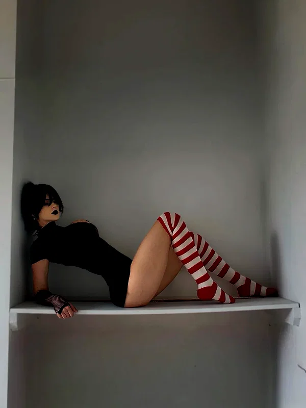 chica.niebla instagram image archive image