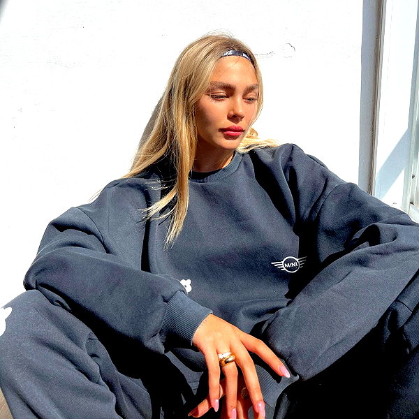 maya.keyy instagram image archive image