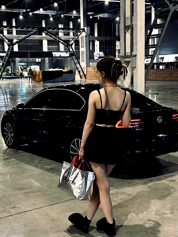 liisonnya instagram image archive image