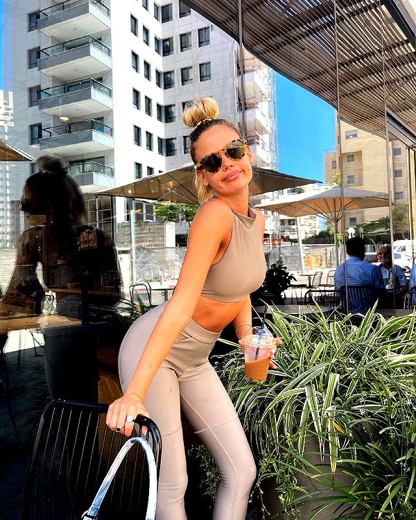 barzomer instagram image archive image