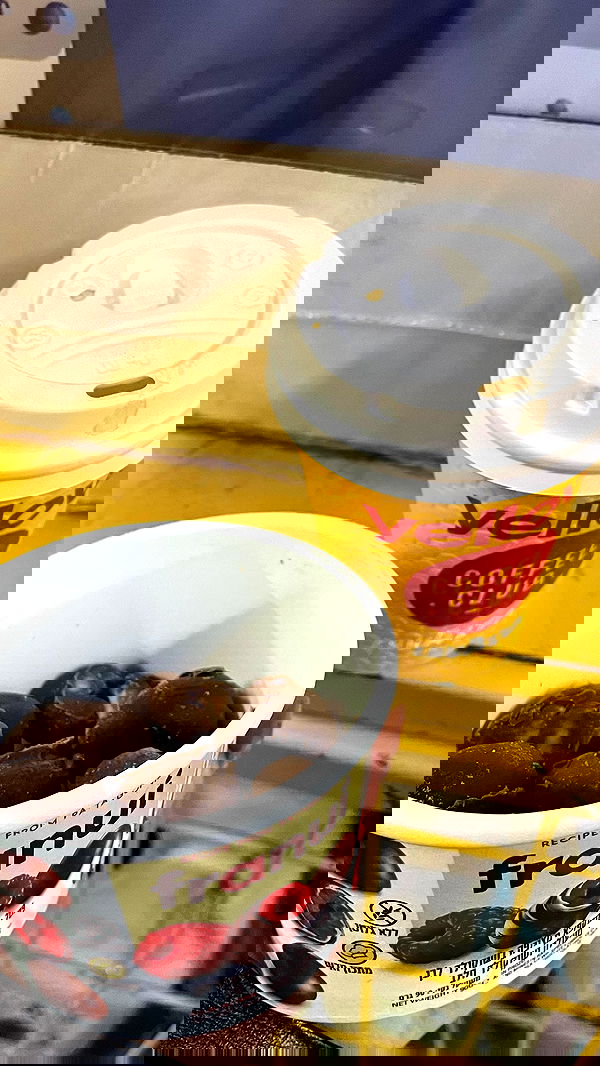 efrat_elmalich efrat_elmalich archive image