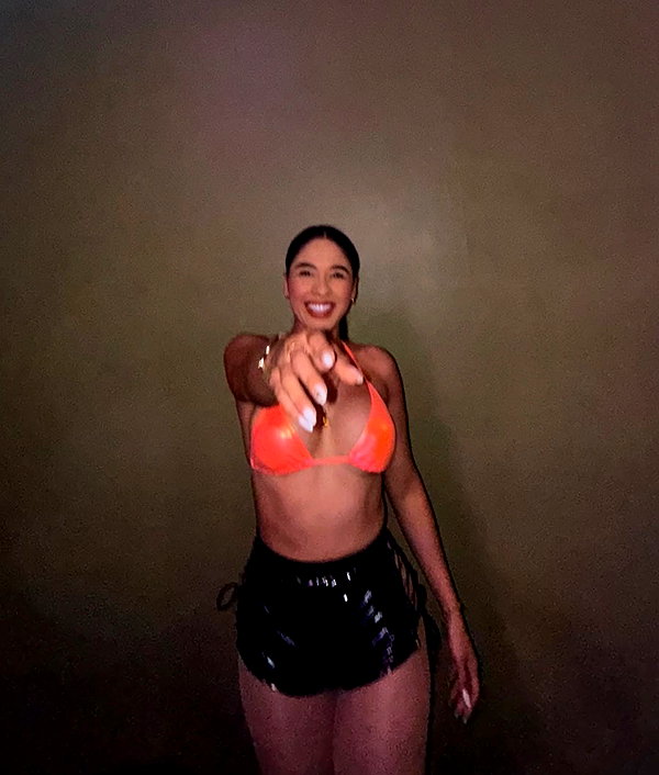 mishell.lindaflor instagram image archive image