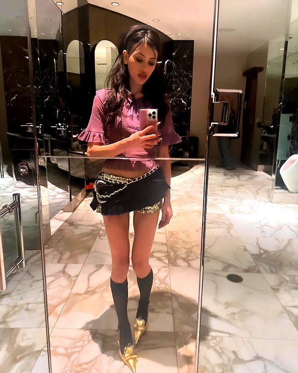 leonanaomii instagram image archive image