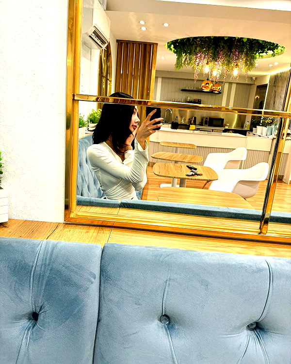 indra0102_ instagram image archive image