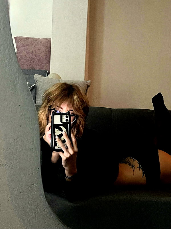 shevaal_x instagram image archive image
