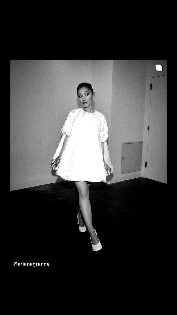 arianagrande instagram image archive image