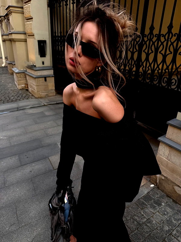 kkwwwv instagram image archive image