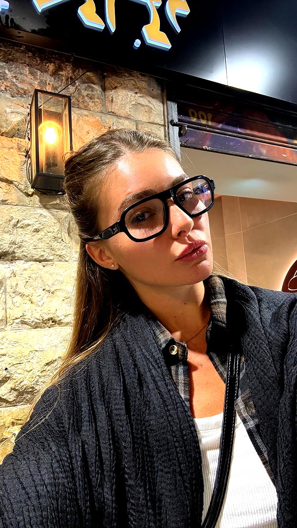 daniella_zeldis instagram image archive image