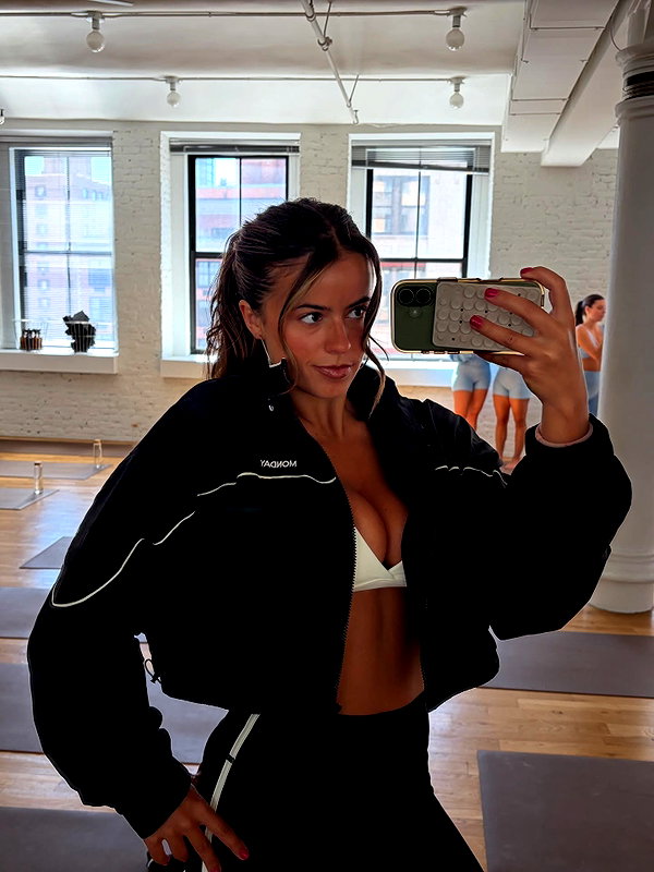 isabella.lauren instagram image archive image