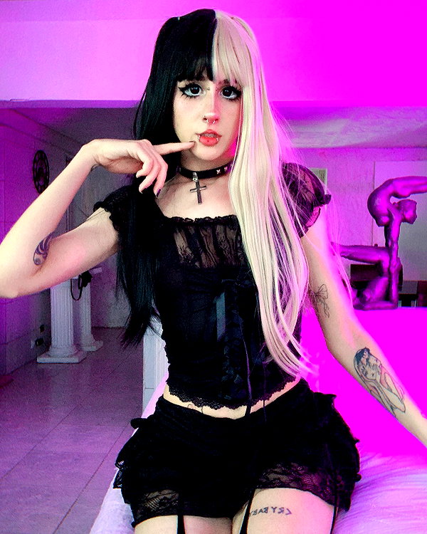 jadelaverne instagram image archive image