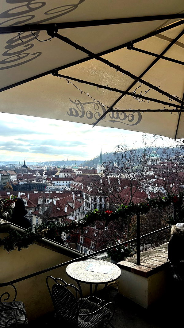 annabottoo instagram image archive image