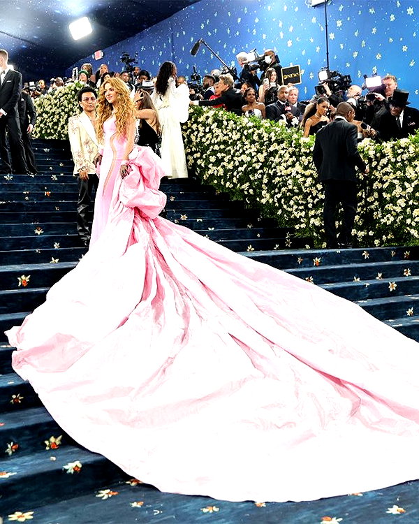 shakira instagram image archive image