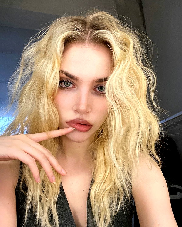 anya4everr instagram image archive image