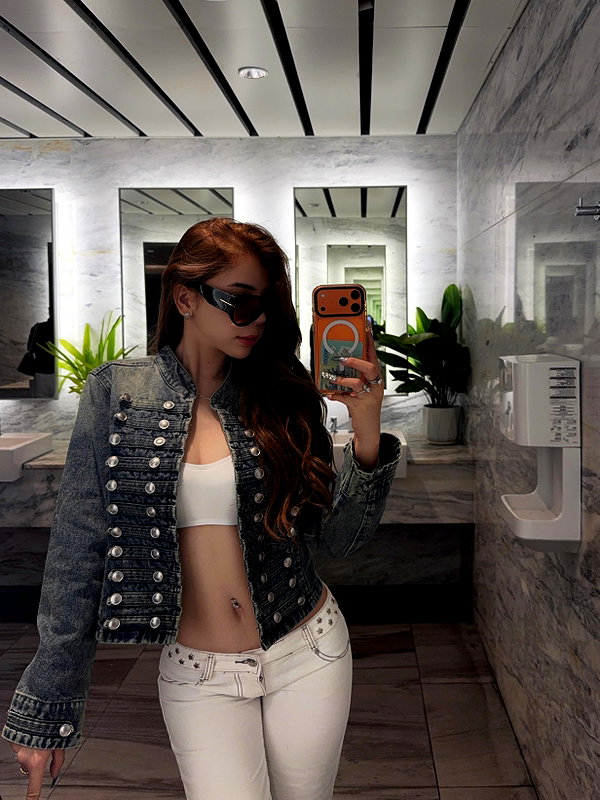 lyhythuedoxinh instagram image archive image