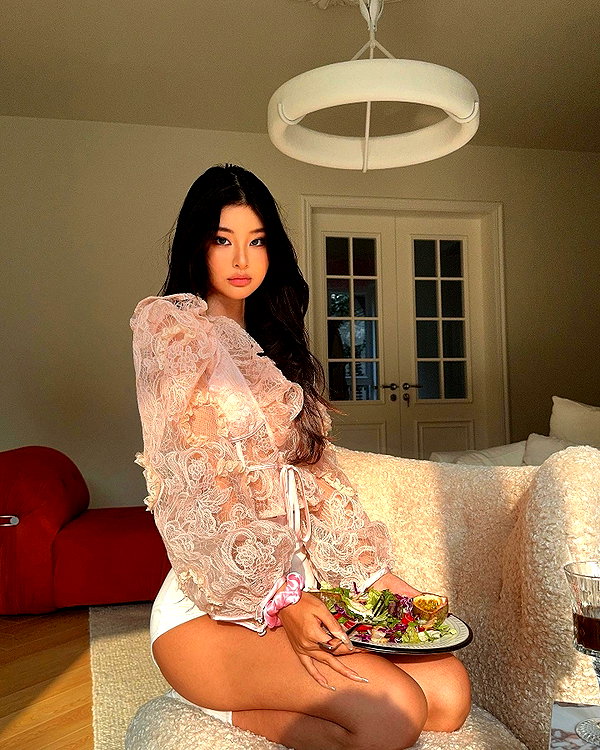 ll.lu1s instagram image archive image