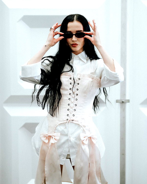 impoppy instagram image archive image