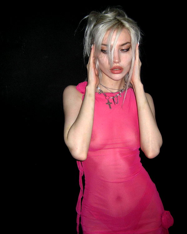 alien.hanna instagram image archive image