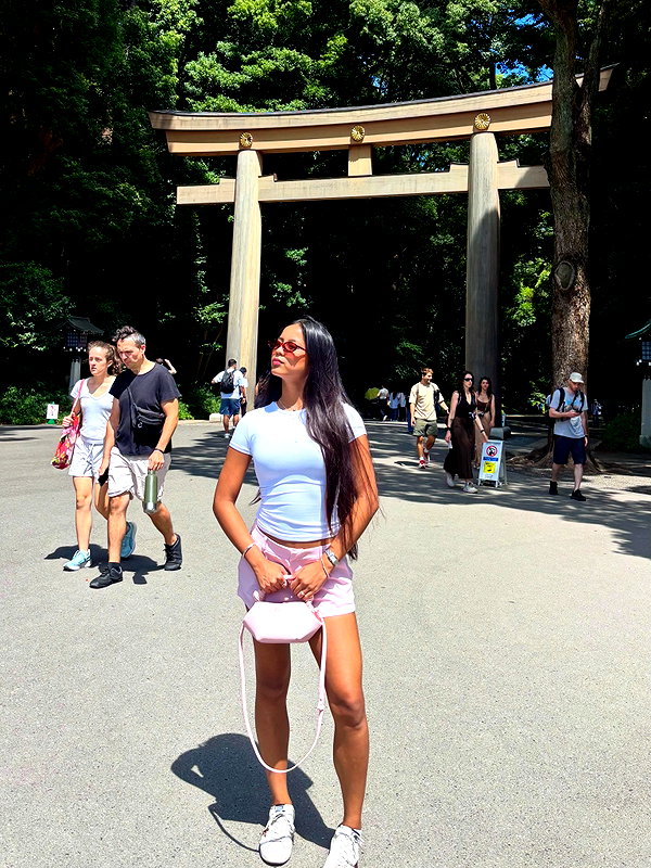 mika.ramosss instagram image archive image