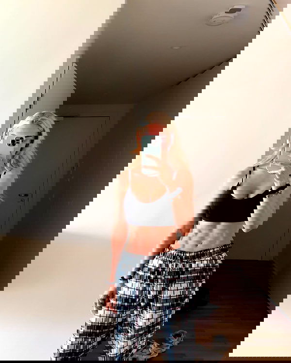 alexis.blond alexis.blond archive image